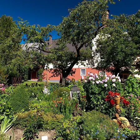 بيت ضيافة Braeuer - Familie Eibensteiner Weißkirchen in Steiermark