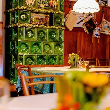 布劳尔酒店 - 埃本斯德纳家庭 Weißkirchen in Steiermark