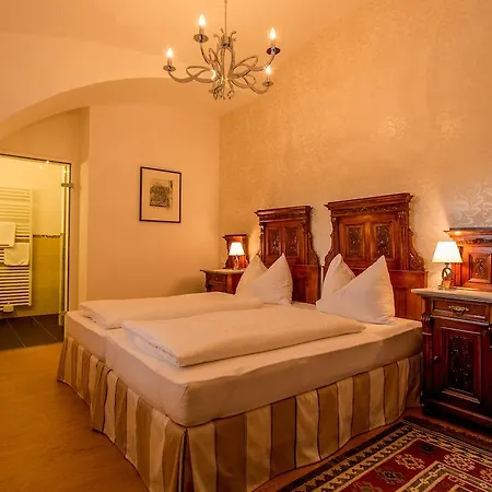 招待所 布劳尔酒店 - 埃本斯德纳家庭 3*