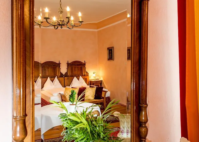 Gasthuis Braeuer - Familie Eibensteiner 3*